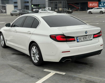 Белый БМВ 5 Серия, объемом двигателя 2 л и пробегом 43 тыс. км за 42800 $, фото 8 на Automoto.ua