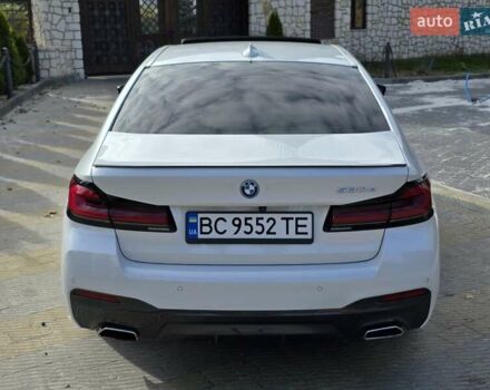 Белый БМВ 5 Серия, объемом двигателя 2 л и пробегом 49 тыс. км за 41799 $, фото 16 на Automoto.ua