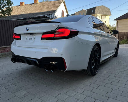 Белый БМВ 5 Серия, объемом двигателя 3 л и пробегом 45 тыс. км за 45990 $, фото 11 на Automoto.ua