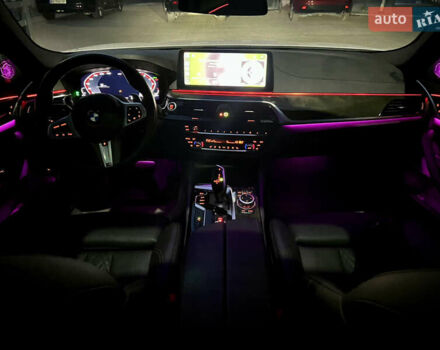 Белый БМВ 5 Серия, объемом двигателя 3 л и пробегом 45 тыс. км за 45990 $, фото 37 на Automoto.ua