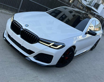 Белый БМВ 5 Серия, объемом двигателя 3 л и пробегом 45 тыс. км за 45990 $, фото 2 на Automoto.ua