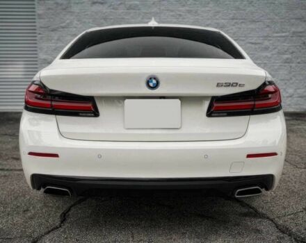 Белый БМВ 5 Серия, объемом двигателя 2 л и пробегом 30 тыс. км за 30000 $, фото 6 на Automoto.ua