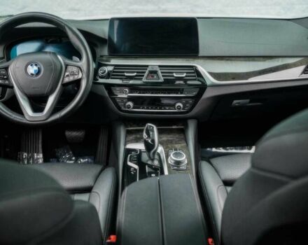 Белый БМВ 5 Серия, объемом двигателя 2 л и пробегом 30 тыс. км за 30000 $, фото 8 на Automoto.ua