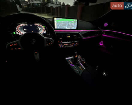 Белый БМВ 5 Серия, объемом двигателя 3 л и пробегом 45 тыс. км за 45990 $, фото 36 на Automoto.ua