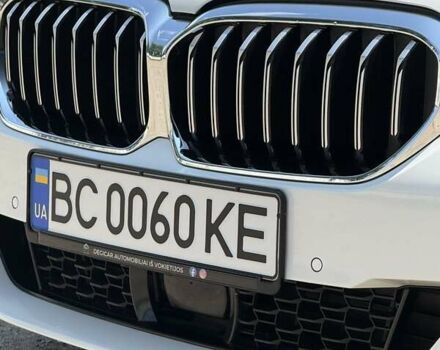 Белый БМВ 5 Серия, объемом двигателя 2 л и пробегом 40 тыс. км за 61000 $, фото 4 на Automoto.ua