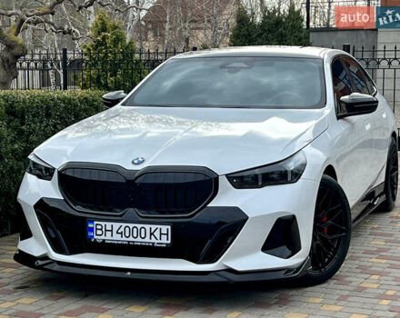 Белый БМВ 5 Серия, объемом двигателя 2 л и пробегом 37 тыс. км за 65000 $, фото 10 на Automoto.ua