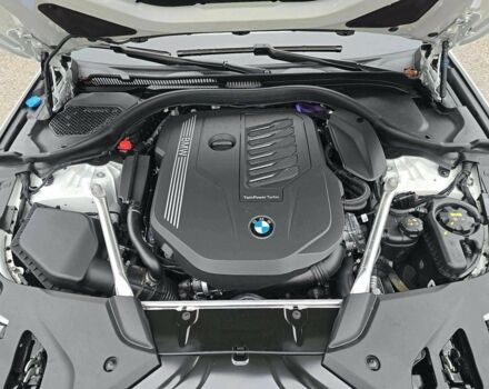 Белый БМВ 5 Серия, объемом двигателя 0 л и пробегом 33 тыс. км за 20000 $, фото 12 на Automoto.ua