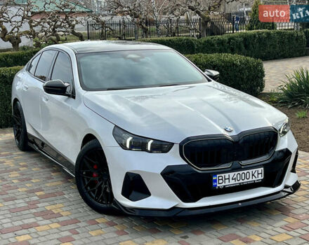 Белый БМВ 5 Серия, объемом двигателя 2 л и пробегом 38 тыс. км за 64000 $, фото 38 на Automoto.ua