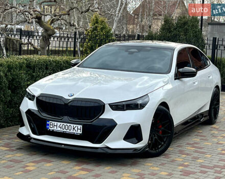 Белый БМВ 5 Серия, объемом двигателя 2 л и пробегом 37 тыс. км за 65000 $, фото 18 на Automoto.ua
