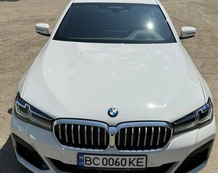 Белый БМВ 5 Серия, объемом двигателя 2 л и пробегом 40 тыс. км за 61000 $, фото 1 на Automoto.ua