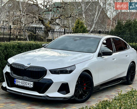 Белый БМВ 5 Серия, объемом двигателя 2 л и пробегом 37 тыс. км за 65000 $, фото 16 на Automoto.ua