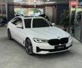 Белый БМВ 5 Серия, объемом двигателя 3 л и пробегом 27 тыс. км за 43900 $, фото 1 на Automoto.ua