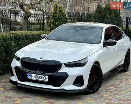 Белый БМВ 5 Серия, объемом двигателя 2 л и пробегом 38 тыс. км за 64000 $, фото 47 на Automoto.ua