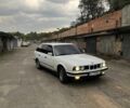 Белый БМВ 5 Серия, объемом двигателя 2 л и пробегом 450 тыс. км за 2100 $, фото 1 на Automoto.ua