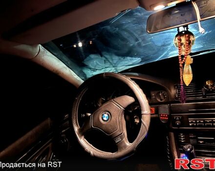 Белый БМВ 5 Серия, объемом двигателя 2.5 л и пробегом 400 тыс. км за 2980 $, фото 5 на Automoto.ua