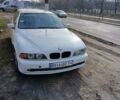 Белый БМВ 5 Серия, объемом двигателя 2.5 л и пробегом 333 тыс. км за 3500 $, фото 2 на Automoto.ua