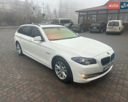 Белый БМВ 5 Серия, объемом двигателя 2 л и пробегом 300 тыс. км за 14777 $, фото 5 на Automoto.ua