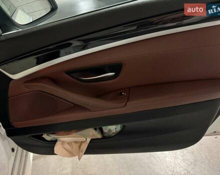 Белый БМВ 5 Серия, объемом двигателя 2 л и пробегом 270 тыс. км за 13000 $, фото 14 на Automoto.ua