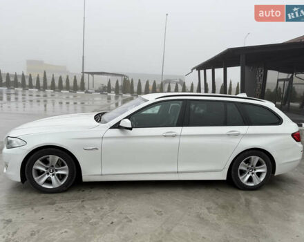 Белый БМВ 5 Серия, объемом двигателя 2.99 л и пробегом 267 тыс. км за 14300 $, фото 1 на Automoto.ua