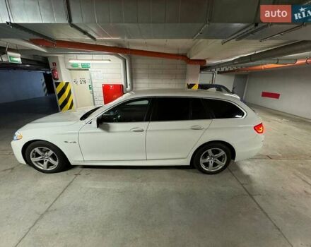 Белый БМВ 5 Серия, объемом двигателя 2 л и пробегом 270 тыс. км за 13000 $, фото 4 на Automoto.ua