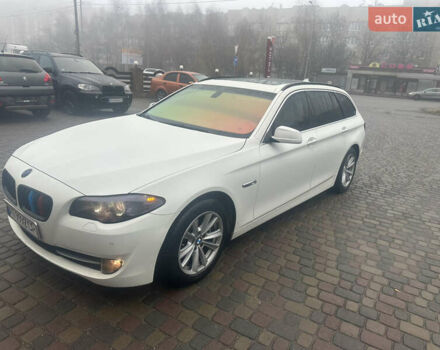 Белый БМВ 5 Серия, объемом двигателя 2 л и пробегом 300 тыс. км за 14777 $, фото 1 на Automoto.ua