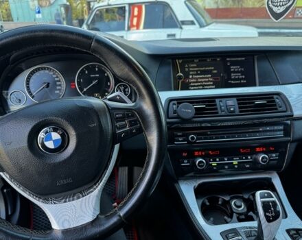 Белый БМВ 5 Серия, объемом двигателя 2 л и пробегом 240 тыс. км за 12500 $, фото 4 на Automoto.ua