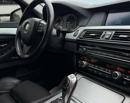 Белый БМВ 5 Серия, объемом двигателя 2 л и пробегом 317 тыс. км за 12999 $, фото 11 на Automoto.ua