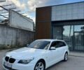 Белый БМВ 5 Серия, объемом двигателя 2.99 л и пробегом 397 тыс. км за 9000 $, фото 1 на Automoto.ua