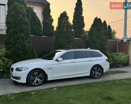 Белый БМВ 5 Серия, объемом двигателя 2 л и пробегом 268 тыс. км за 16000 $, фото 2 на Automoto.ua