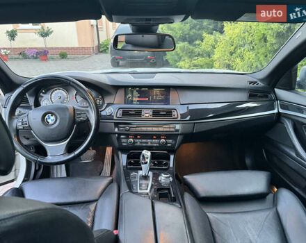 Белый БМВ 5 Серия, объемом двигателя 2 л и пробегом 268 тыс. км за 16000 $, фото 12 на Automoto.ua