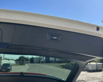 Белый БМВ 5 Серия, объемом двигателя 2.99 л и пробегом 278 тыс. км за 17000 $, фото 14 на Automoto.ua