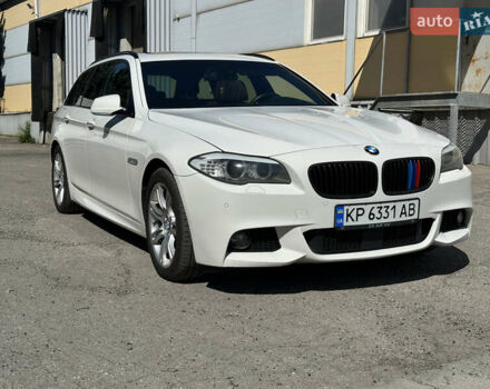 Белый БМВ 5 Серия, объемом двигателя 2.99 л и пробегом 278 тыс. км за 17000 $, фото 2 на Automoto.ua
