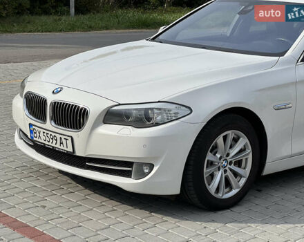 Білий БМВ 5 Серія, об'ємом двигуна 2 л та пробігом 282 тис. км за 16000 $, фото 2 на Automoto.ua