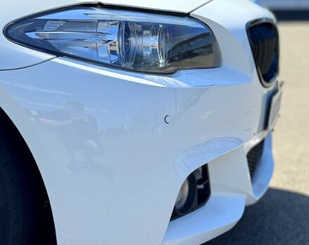 Белый БМВ 5 Серия, объемом двигателя 2 л и пробегом 320 тыс. км за 15600 $, фото 8 на Automoto.ua