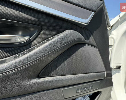 Белый БМВ 5 Серия, объемом двигателя 2 л и пробегом 325 тыс. км за 13900 $, фото 8 на Automoto.ua