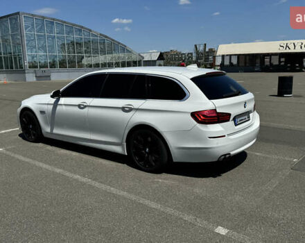 Белый БМВ 5 Серия, объемом двигателя 2 л и пробегом 325 тыс. км за 13900 $, фото 3 на Automoto.ua