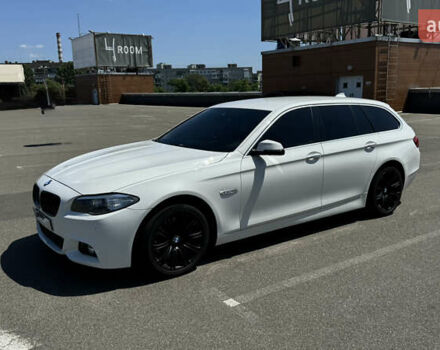 Белый БМВ 5 Серия, объемом двигателя 2 л и пробегом 325 тыс. км за 13900 $, фото 4 на Automoto.ua