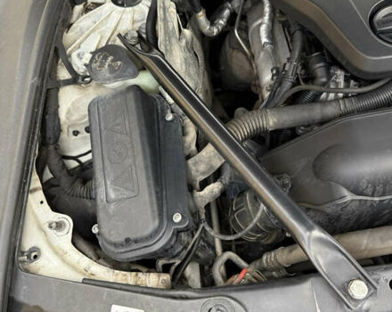 Білий БМВ 5 Серія, об'ємом двигуна 2 л та пробігом 249 тис. км за 13999 $, фото 6 на Automoto.ua