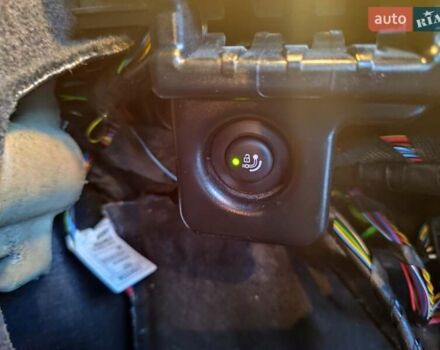 Белый БМВ 5 Серия, объемом двигателя 3 л и пробегом 236 тыс. км за 18550 $, фото 42 на Automoto.ua