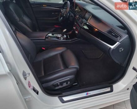 Белый БМВ 5 Серия, объемом двигателя 3 л и пробегом 236 тыс. км за 18550 $, фото 15 на Automoto.ua