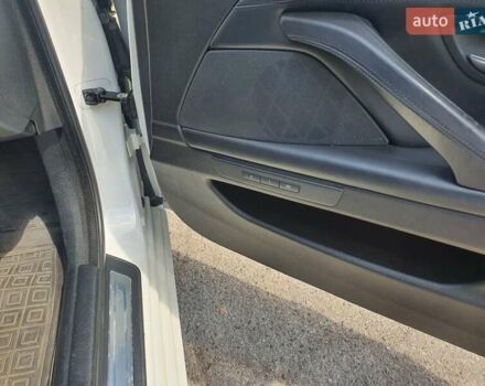 Белый БМВ 5 Серия, объемом двигателя 2 л и пробегом 330 тыс. км за 17000 $, фото 11 на Automoto.ua