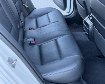 Белый БМВ 5 Серия, объемом двигателя 3 л и пробегом 235 тыс. км за 17999 $, фото 13 на Automoto.ua