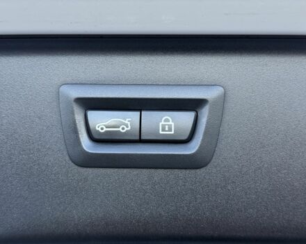 Белый БМВ 5 Серия, объемом двигателя 3 л и пробегом 235 тыс. км за 17999 $, фото 12 на Automoto.ua