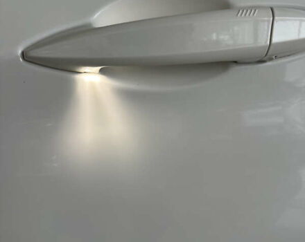 Белый БМВ 5 Серия, объемом двигателя 2 л и пробегом 181 тыс. км за 27200 $, фото 30 на Automoto.ua