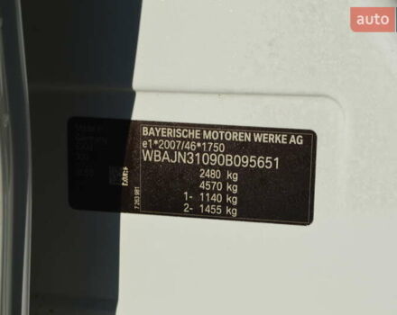 Белый БМВ 5 Серия, объемом двигателя 2.99 л и пробегом 158 тыс. км за 30817 $, фото 70 на Automoto.ua