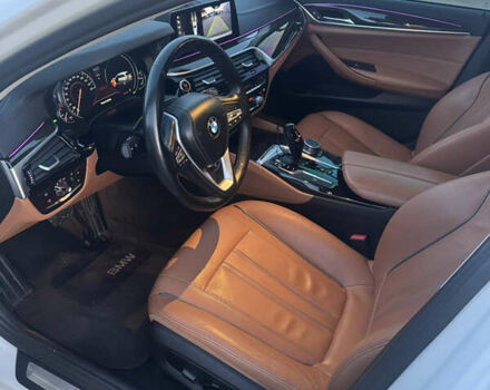 Белый БМВ 5 Серия, объемом двигателя 2.99 л и пробегом 254 тыс. км за 23400 $, фото 36 на Automoto.ua