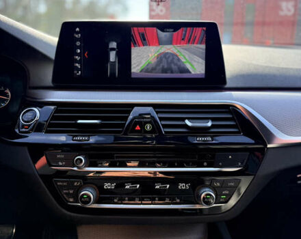 Белый БМВ 5 Серия, объемом двигателя 3 л и пробегом 130 тыс. км за 29000 $, фото 18 на Automoto.ua