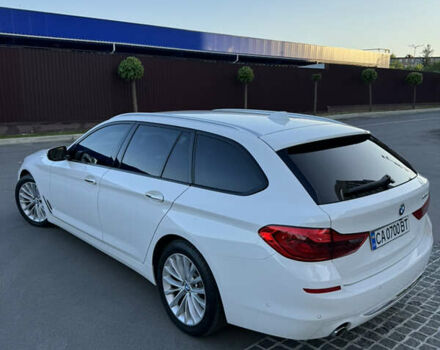 Белый БМВ 5 Серия, объемом двигателя 2.99 л и пробегом 247 тыс. км за 25200 $, фото 1 на Automoto.ua