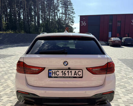 Белый БМВ 5 Серия, объемом двигателя 3 л и пробегом 130 тыс. км за 29000 $, фото 5 на Automoto.ua