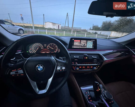 Белый БМВ 5 Серия, объемом двигателя 2.99 л и пробегом 254 тыс. км за 23400 $, фото 50 на Automoto.ua